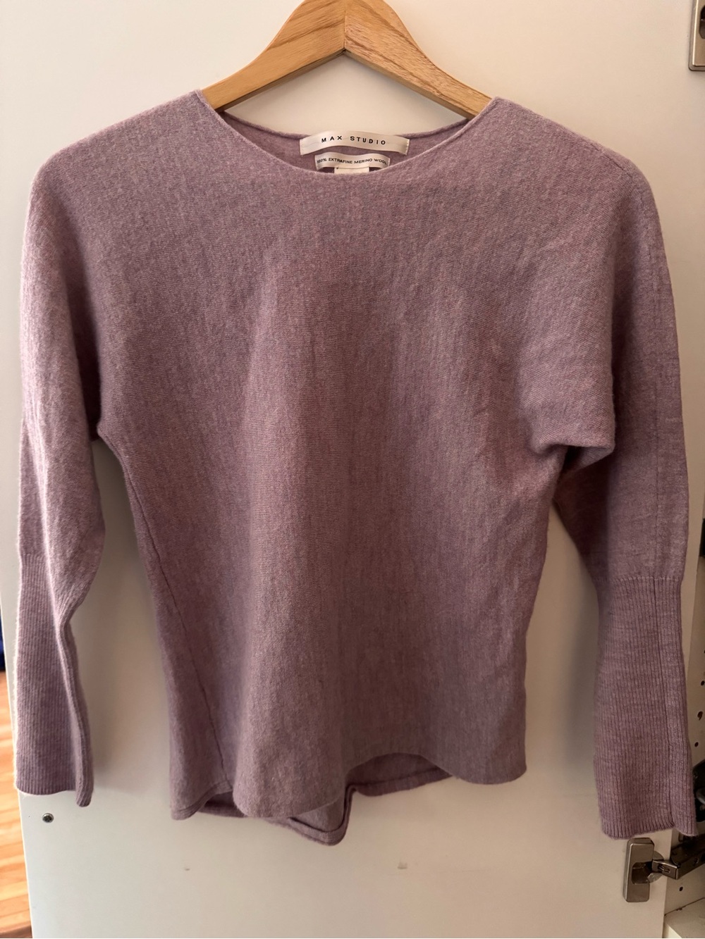 Max Studio 100% Extrafine Merino Wool Sweater M Fits XS-S Dusty Pink